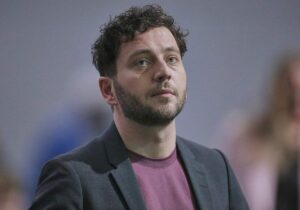 Banaszak kritisiert Warkens GKV-Reform