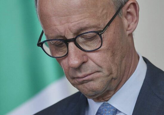 AfD im "Politbarometer" erstmals vor Union