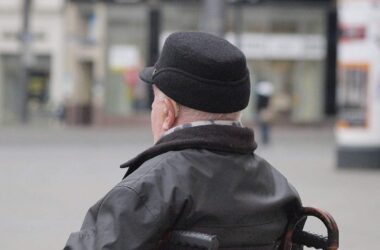 IG-Metall droht mit Protesten gegen mögliche Rentenkürzungen