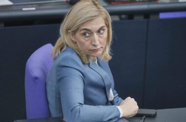Ex-Gesundheitsminister Lauterbach kritisiert Warkens Sparpaket