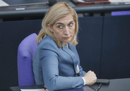 Ex-Gesundheitsminister Lauterbach kritisiert Warkens Sparpaket