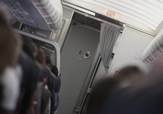 Finanzierung von Luftverkehrsteuer-Senkung ab 2027 weiter unklar