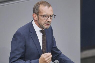 Röwekamp kritisiert Trumps Drohung zu Brücken-Zerstörung im Iran