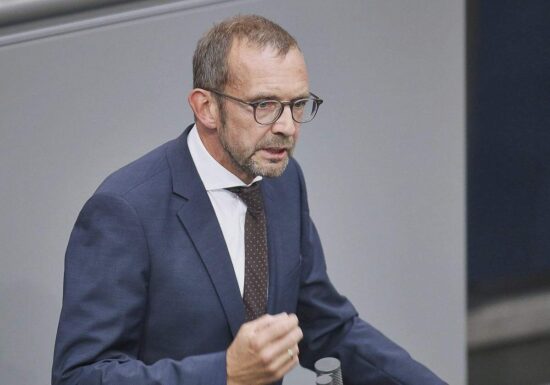 Röwekamp kritisiert Trumps Drohung zu Brücken-Zerstörung im Iran