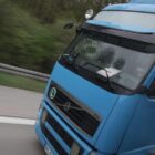 Zahl mautpflichtiger Lkws auf Autobahnen im März gesunken