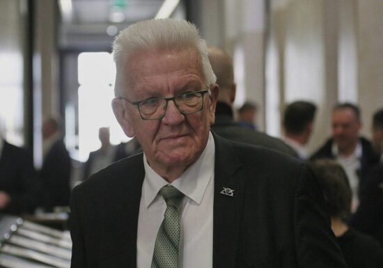 Grünen-Chefin würdigt Kretschmanns "Pragmatismus mit Haltung"