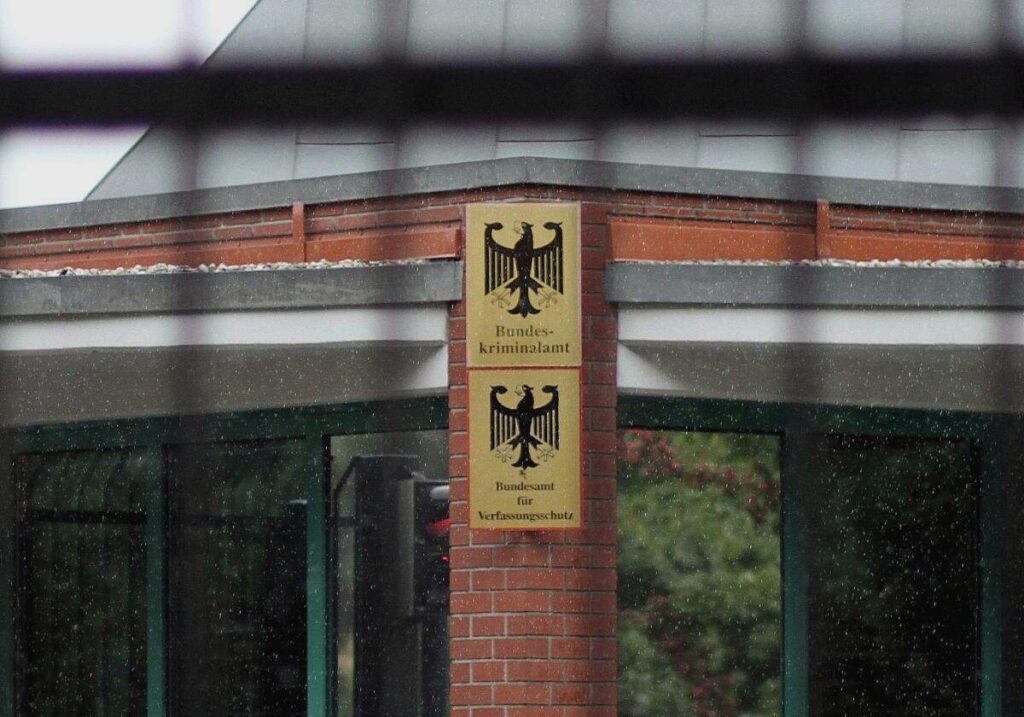 Verfassungsschutz warnt neue Rüstungsunternehmen vor Spionage