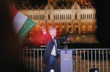 Bundesregierung feiert "historisches" Wahlergebnis in Ungarn