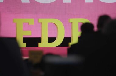 "JuLis" wollen Kandidaten für FDP-Parteivorsitz einladen