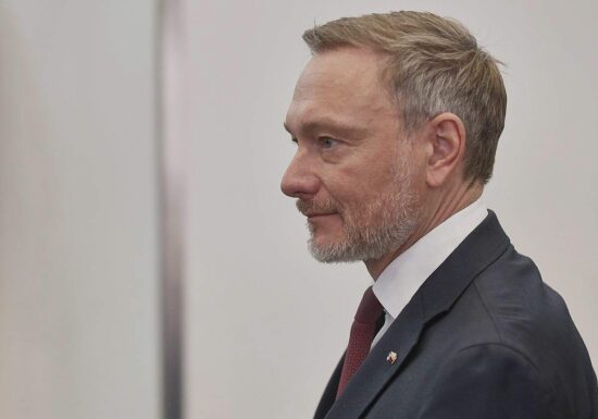 Lindner wirbt für erneuten Tankrabatt