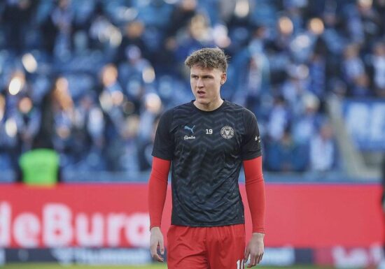 2. Bundesliga: Kiel siegt in Düsseldorf - Karlsruhe dreht Partie