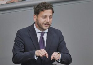 Banaszak kritisiert Krisenmanagement des Kanzlers