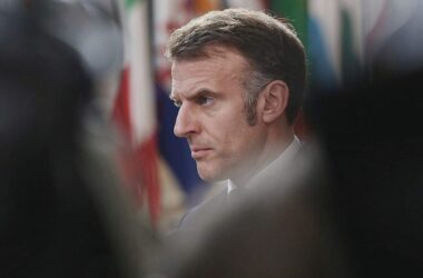 Röttgen gegen Macrons Verhandlungsvorschlag zur Straße von Hormus