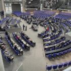 Grüne und CDU fordern Aussetzen der Diätenerhöhung
