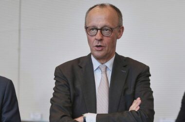 Buhrufe und Gelächter bei Merz-Rede auf DGB-Kongress