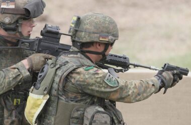 Ex-Nato-Chef Rasmussen fordert neues europäisches Militärbündnis