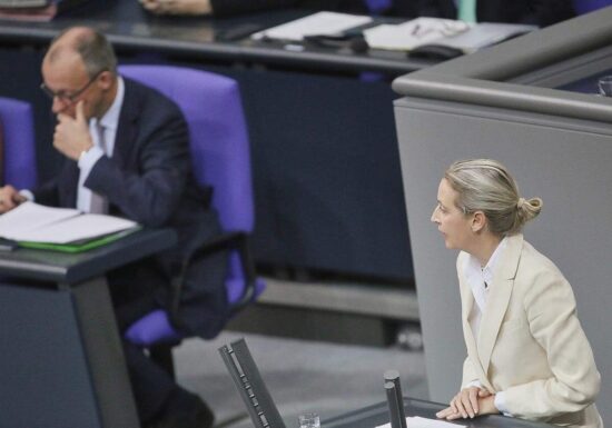 AfD jetzt auch bei Infratest erstmals vor Union
