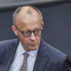 Schauspieler Dietz erneuert Kritik an Merz bei Behindertenhilfe
