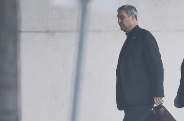 Söder nimmt an Spargelfahrt des Seeheimer Kreises teil