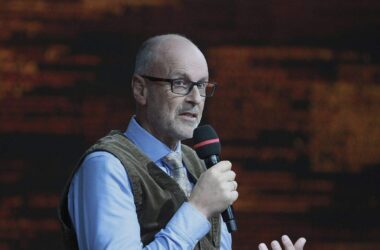 Peter Wohlleben warnt vor Aerosol-Gefahr auf öffentlichen Toiletten