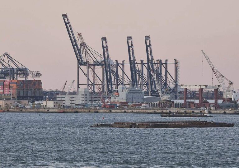 Stimmung in deutscher Wirtschaft überraschend leicht verbessert
