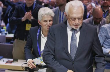 Strack-Zimmermann sieht 40 Prozent als Auftrag zu Kurskorrekturen
