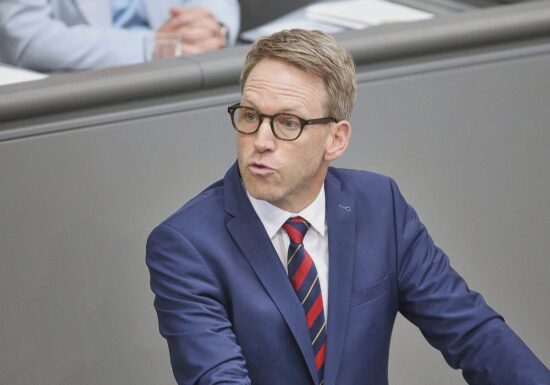 PKGr-Chef: Isolation von AfD-Landesverfassungsschutz möglich