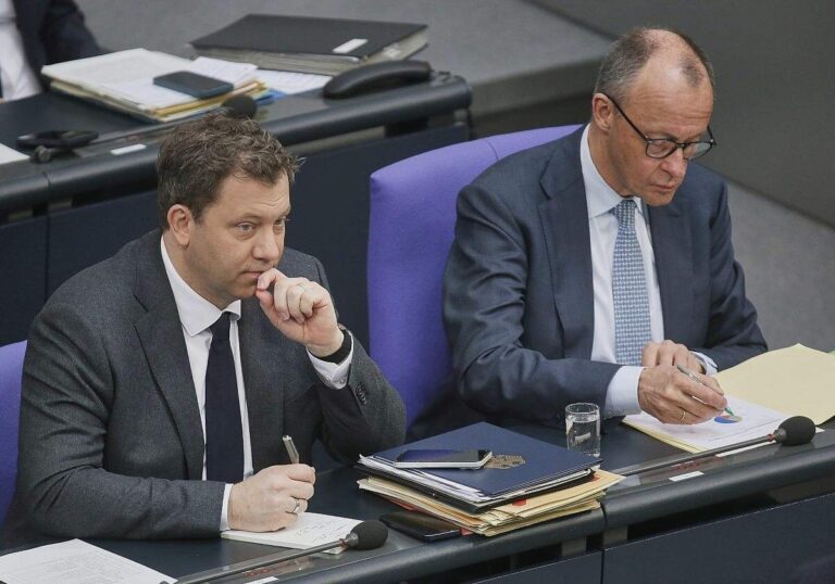 Ifo-Chef Fuest sieht Bundesregierung auf "Crashkurs"