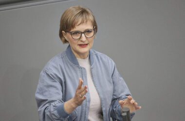 Grünen-Chefin Brantner fordert europäischen Nuklearschirm