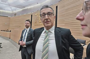 Grüne sehen Özdemirs Wahl als Vorbild für Bundespolitik
