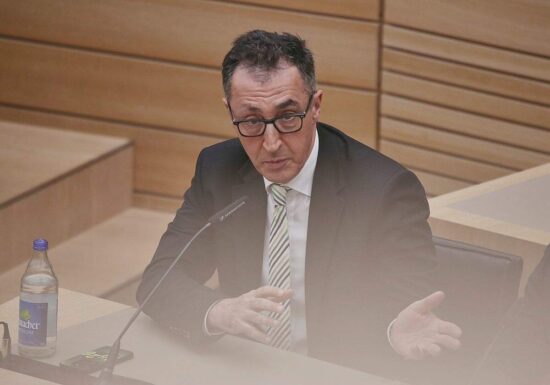 Özdemir zum Ministerpräsidenten von Baden-Württemberg gewählt