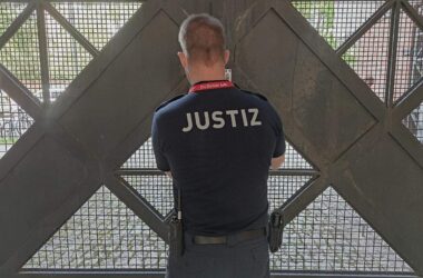 Gefängnisse in zehn Bundesländern vollbelegt