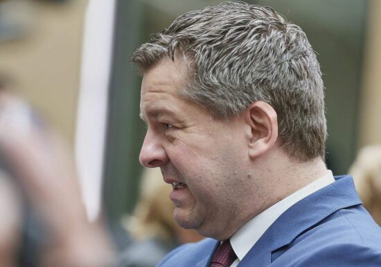Schulze warnt vor "massiven Turbulenzen" bei AfD-Mehrheit