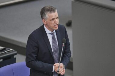 Kanzleramtschef ruft Schwarz-Rot zum Durchhalten auf