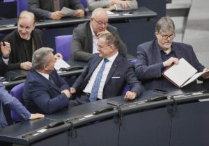 Umfrage: Mehrheit rechnet mit AfD-Ministerpräsident