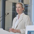 Juli Zeh würde mit Alice Weidel diskutieren