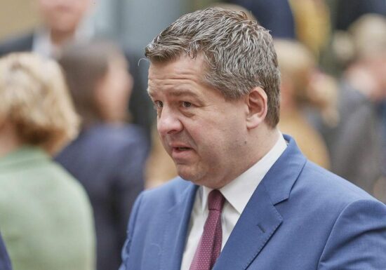 Schulze fordert mehr Druck auf Bürgergeldempfänger