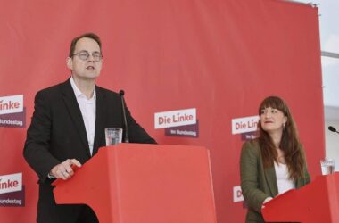 Politbarometer: AfD und Union verlieren - Linke zieht mit SPD gleich