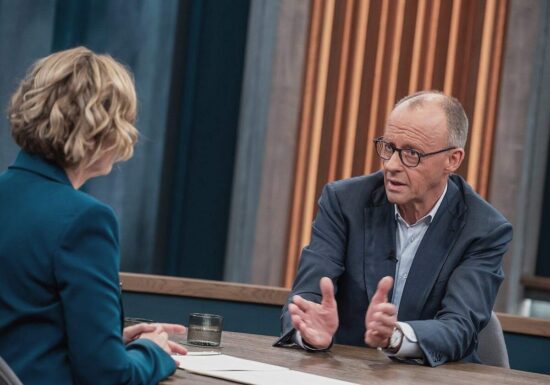 Merz legt im Renten-Streit nach: Keine Kürzung, aber "Basisabsicherung"
