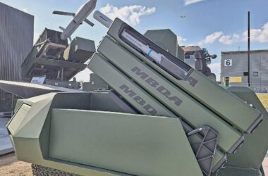 SPD und Union fordern Tempo bei Raketen-Produktion