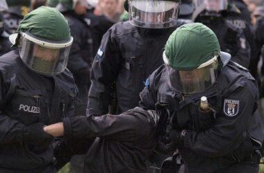 Unionsfraktion fordert härteres Vorgehen gegen Linksextremismus