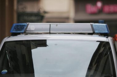 Geisellage in Sinziger Bank: Mehrere Täter und Geiseln