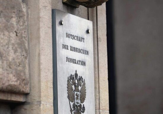 Bundesregierung bestellt russischen Botschafter ein