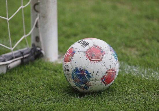 Zoll warnt vor Kauf gefälschter WM-Trikots im Internet