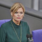 Klöckner lässt am Sonntag Regenbogenflagge auf Bundestag hissen
