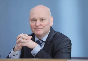 Wirtschaftsweiser rechnet mit Steuererhöhungen
