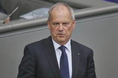 Union pocht auf Einkommensteuerreform für mehr "Leistungsanreize"