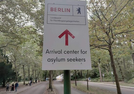 Zahl neuer Asylanträge im April erneut gesunken