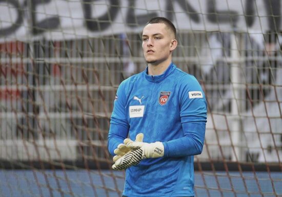 1. Bundesliga: Heidenheim siegt in Köln und wahrt Restchance