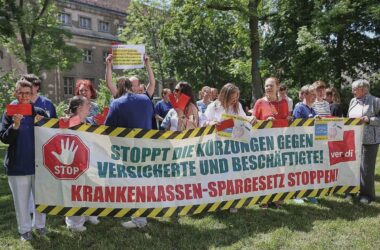 Grünen-Chef Banaszak wirft Merz Versagen bei Sozialpartnern vor